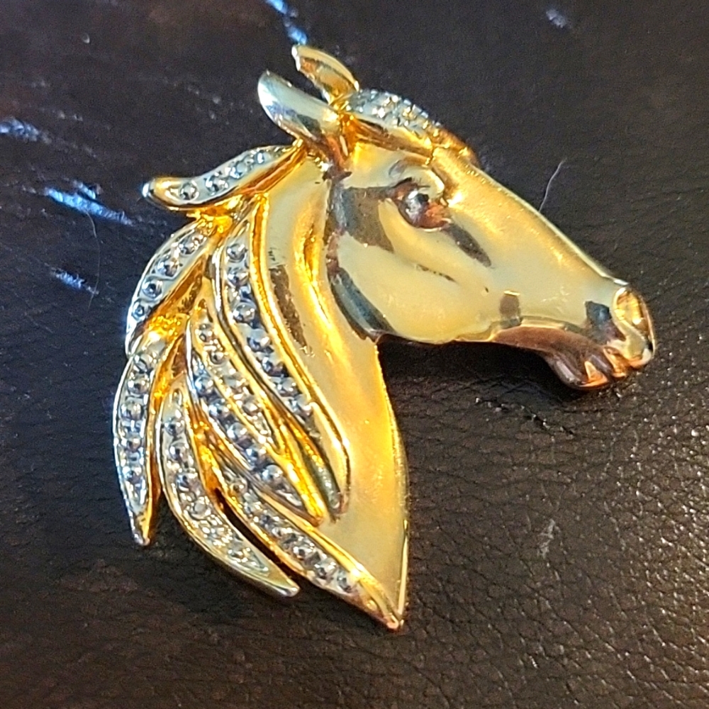 Pin